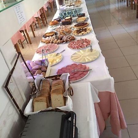 Stella Maris Hotel Червия Екстериор снимка
