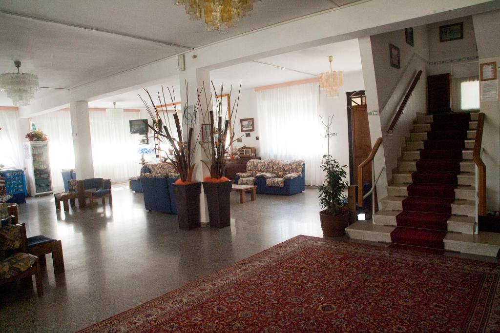 Stella Maris Hotel Червия Екстериор снимка