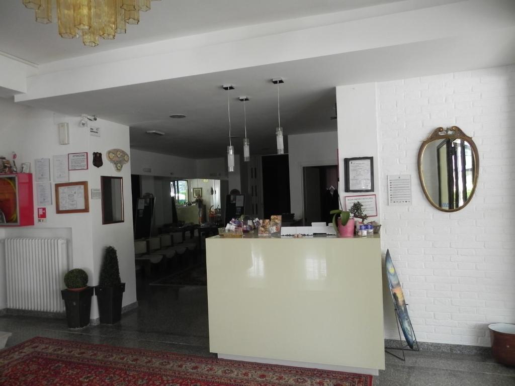 Stella Maris Hotel Червия Екстериор снимка