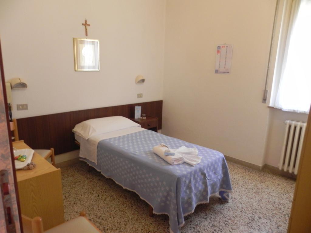 Stella Maris Hotel Червия Екстериор снимка