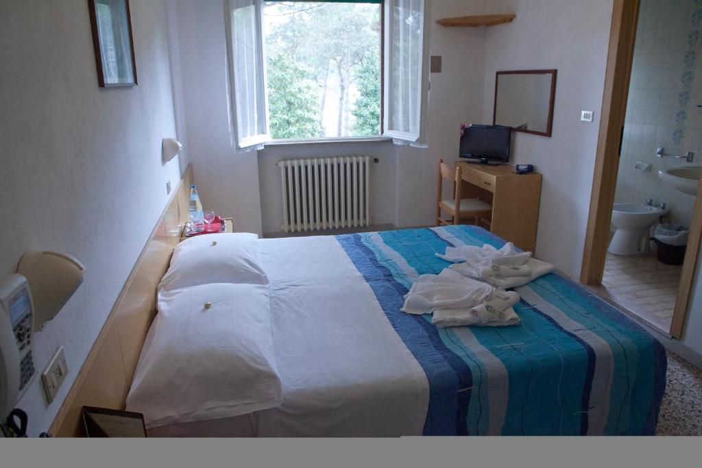 Stella Maris Hotel Червия Екстериор снимка